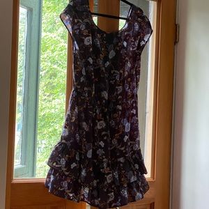Floral short sleeved dress